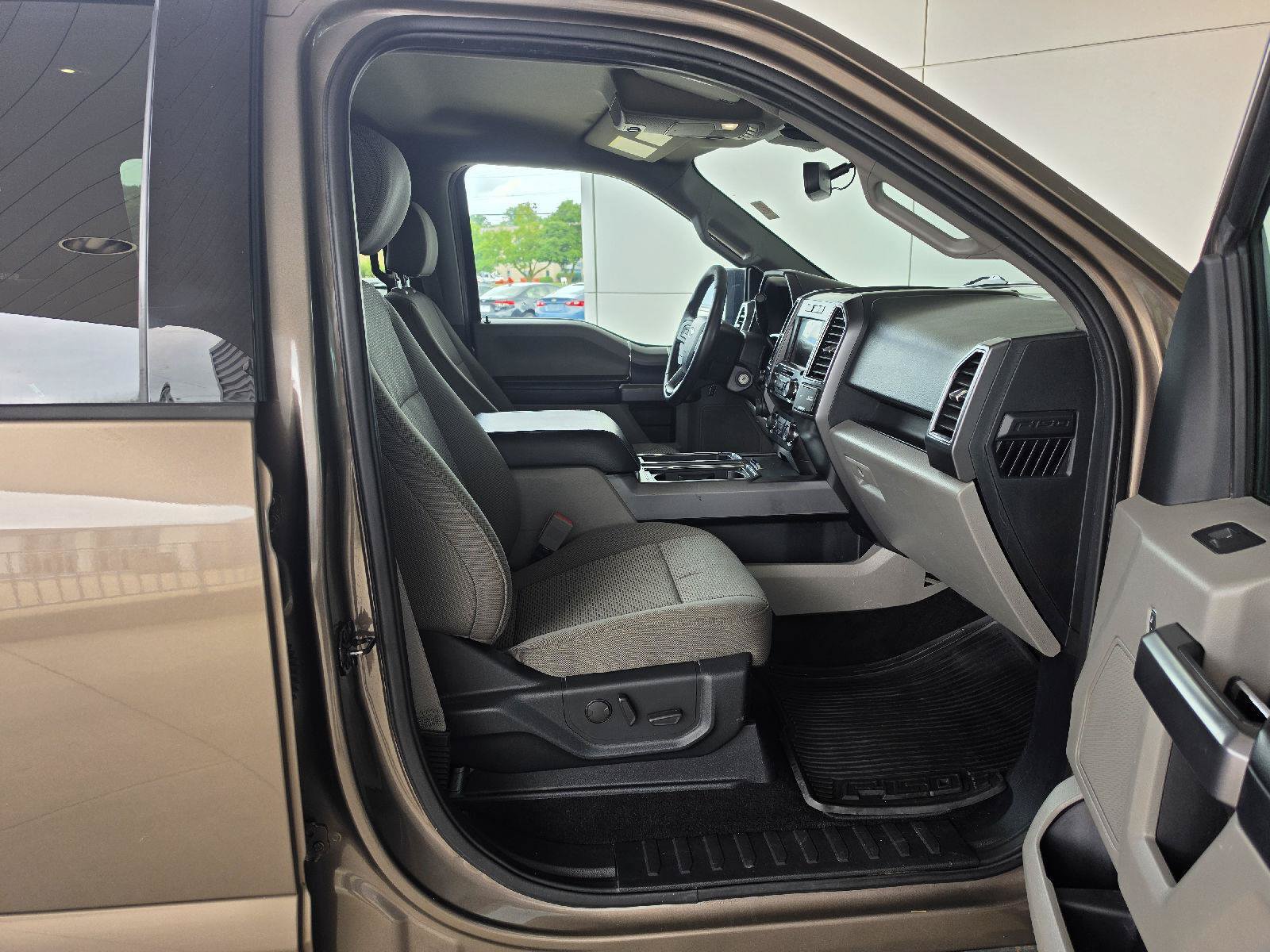 Used 2020 Ford F150 4x4 SuperCrew image 9