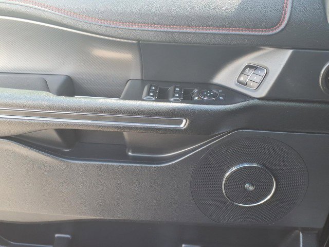 Used 2019 Ford Expedition Max Limited w/ Equipment Group 303A AWD/4WD image 10