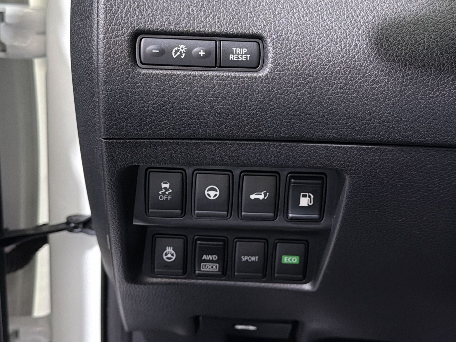 Used 2019 Nissan Rogue SL w/ Premium Package AWD/4WD image 30