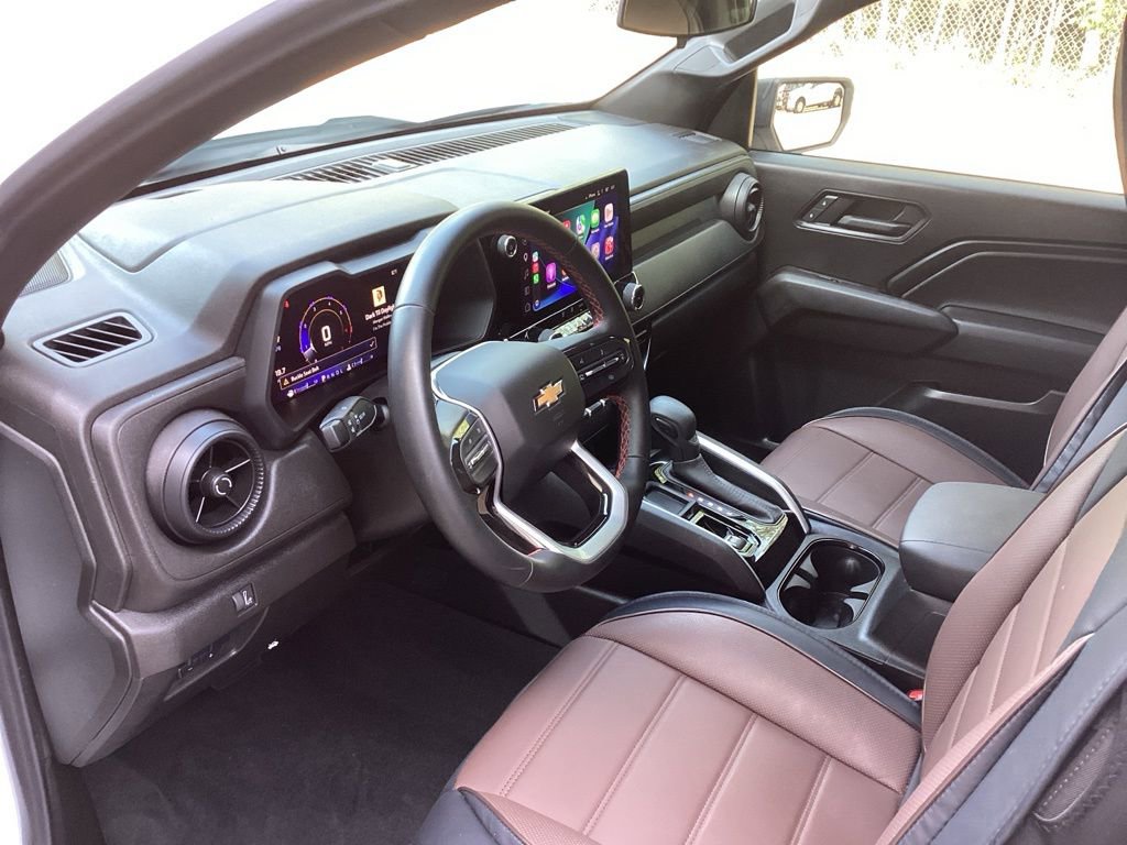 Used 2025 Chevrolet Colorado W/T w/ Advanced Trailering Package image 25