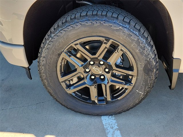 New 2026 Chevrolet Silverado 1500 Custom w/ Turbomax Blackout Package image 7