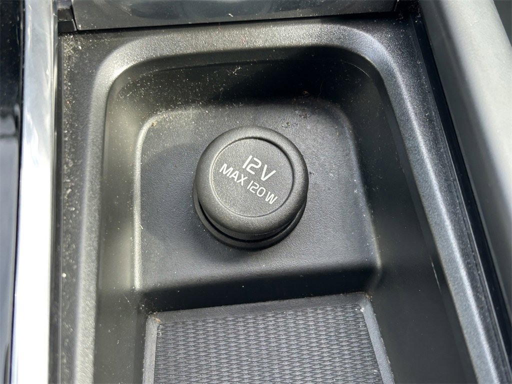 Used 2024 Volvo XC90 B6 Ultimate w/ Lounge Package image 35