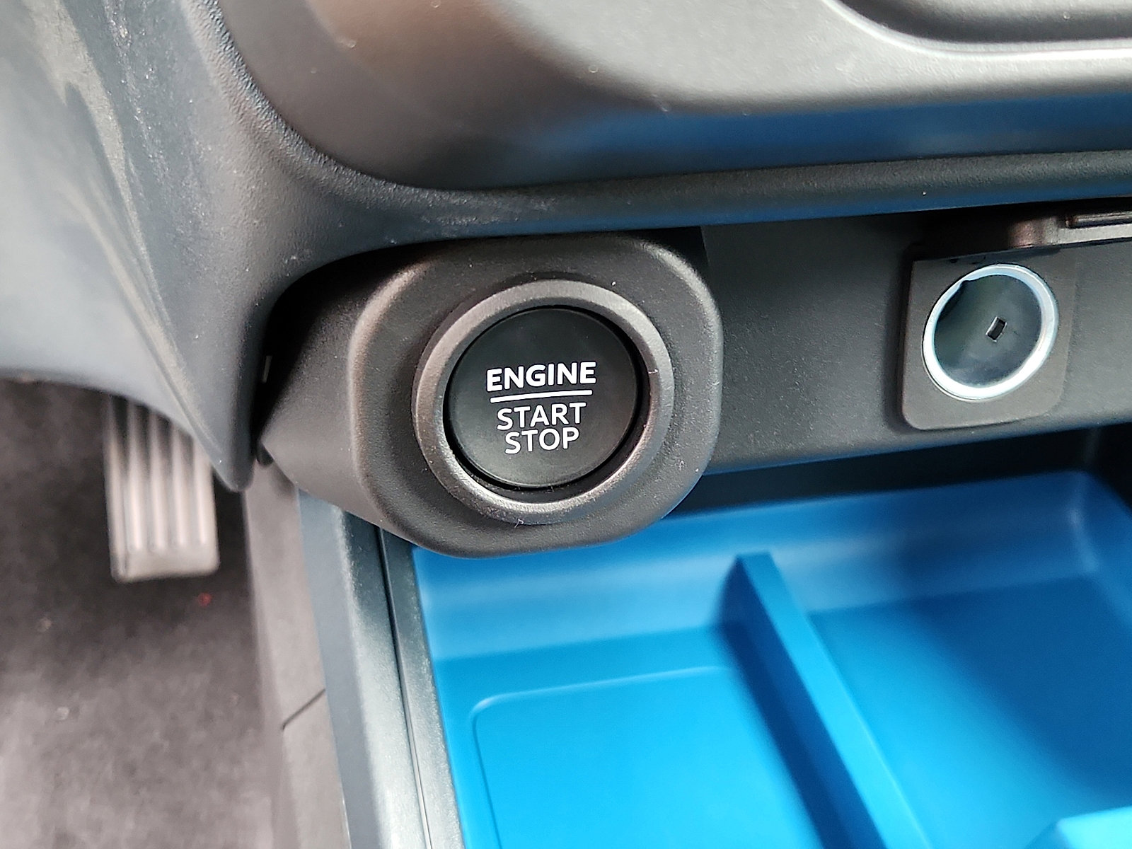 New 2025 Ford Maverick XLT w/ XLT Luxury Package image 14