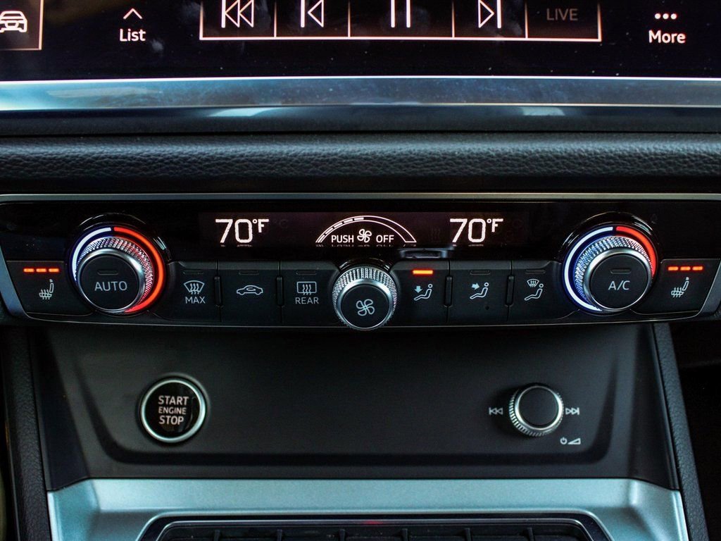 Used 2023 Audi Q3 2.0T Premium image 23