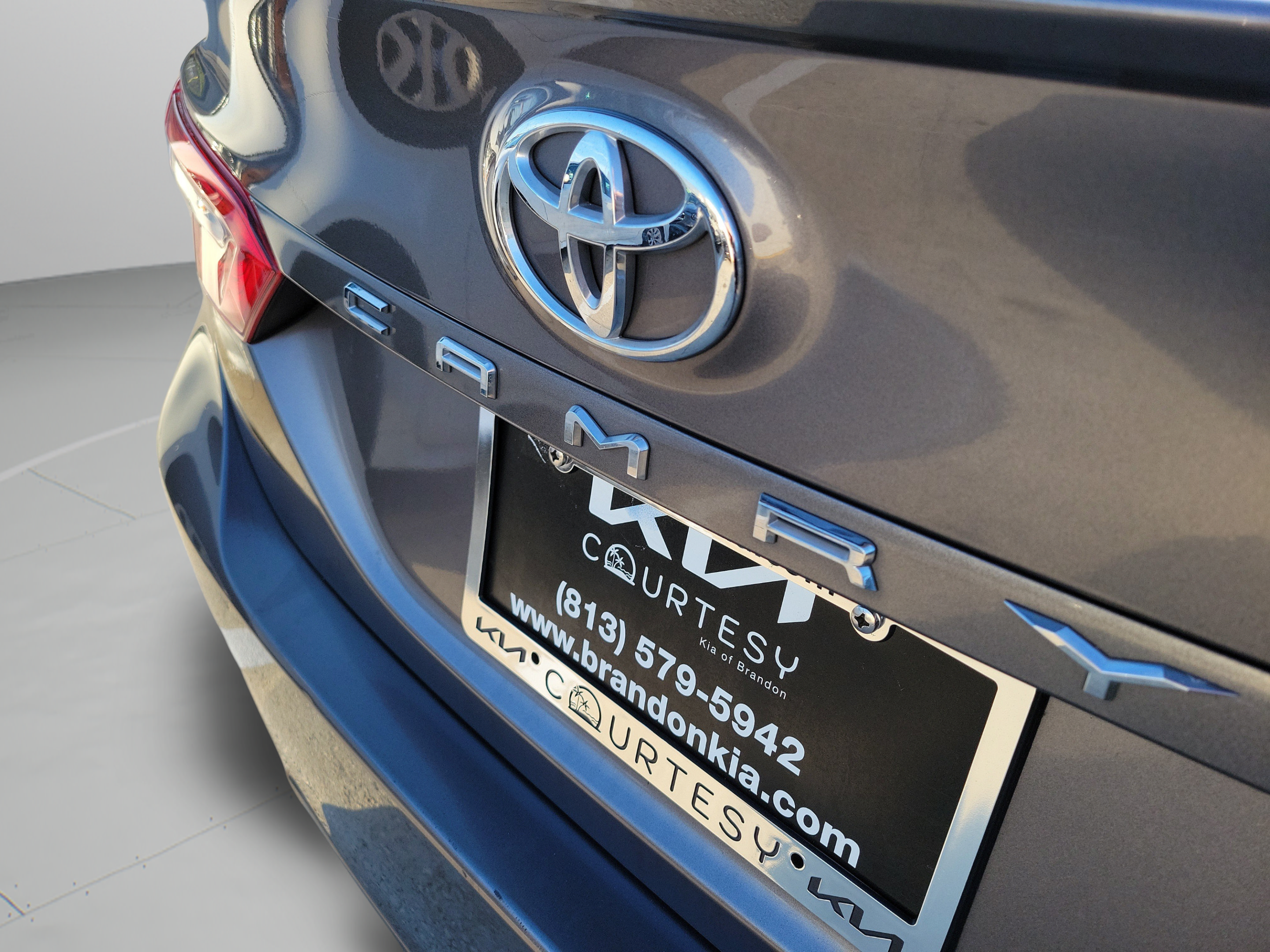 Used 2018 Toyota Camry SE FWD image 31