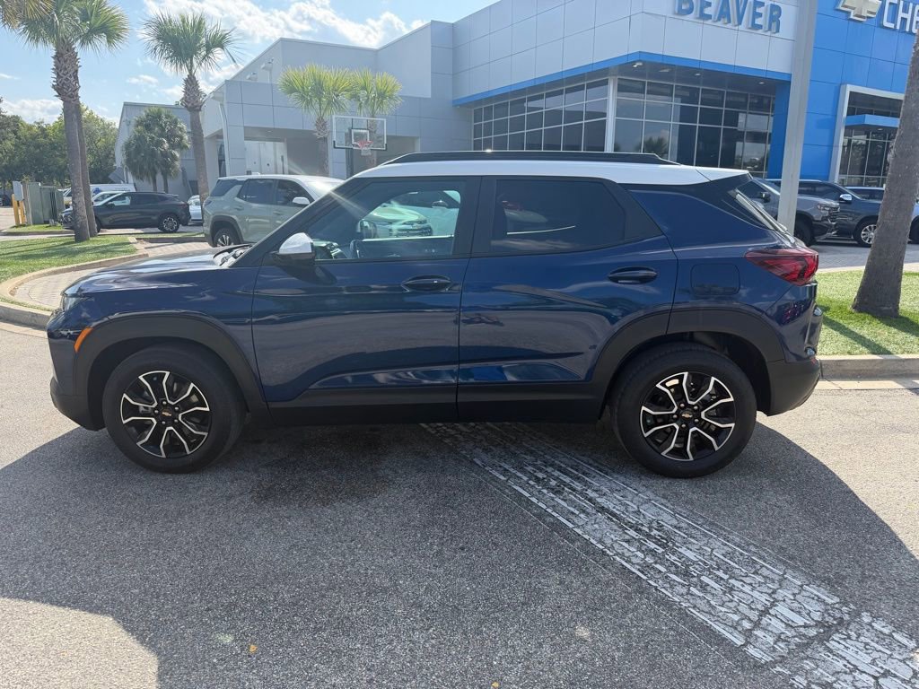 Used 2022 Chevrolet TrailBlazer ACTIV w/ Sun and Liftgate Package FWD image 7