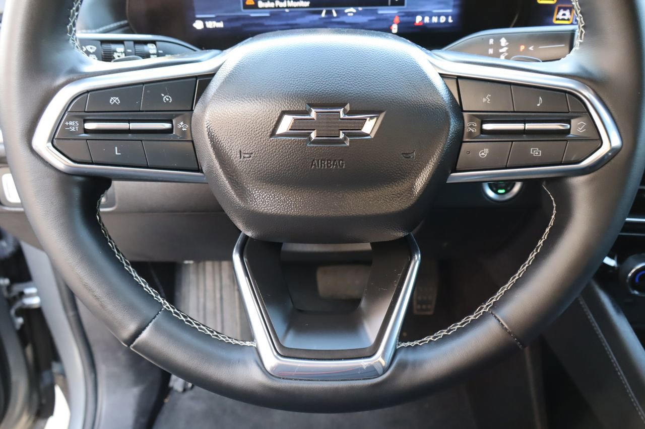 Used 2024 Chevrolet Traverse LS w/ Midnight/Sport Edition FWD image 12