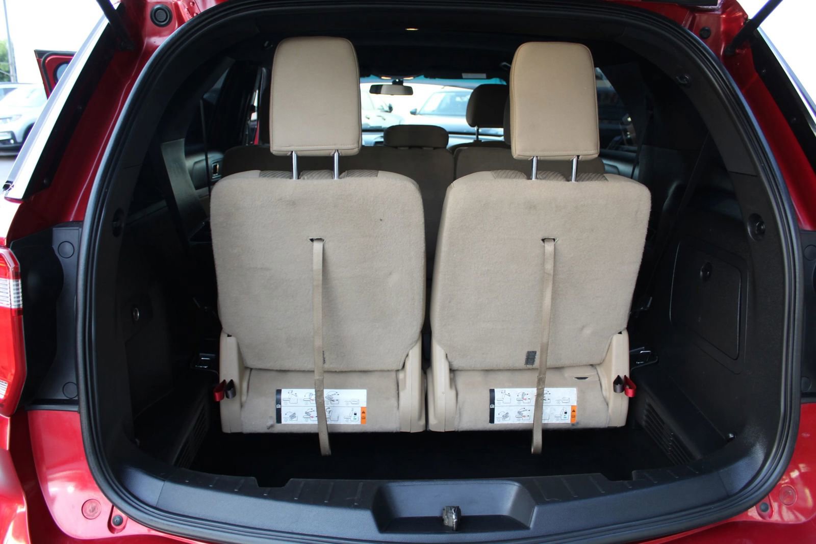 Used 2016 Ford Explorer 4WD w/ Class II Trailer Tow Package image 32