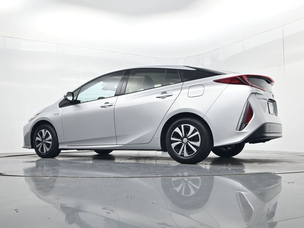 Used 2017 Toyota Prius Prime Plus w/ Carpet Mat Package FWD image 41