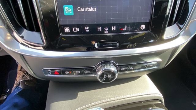 Used 2025 Volvo S60 T8 Ultra image 27