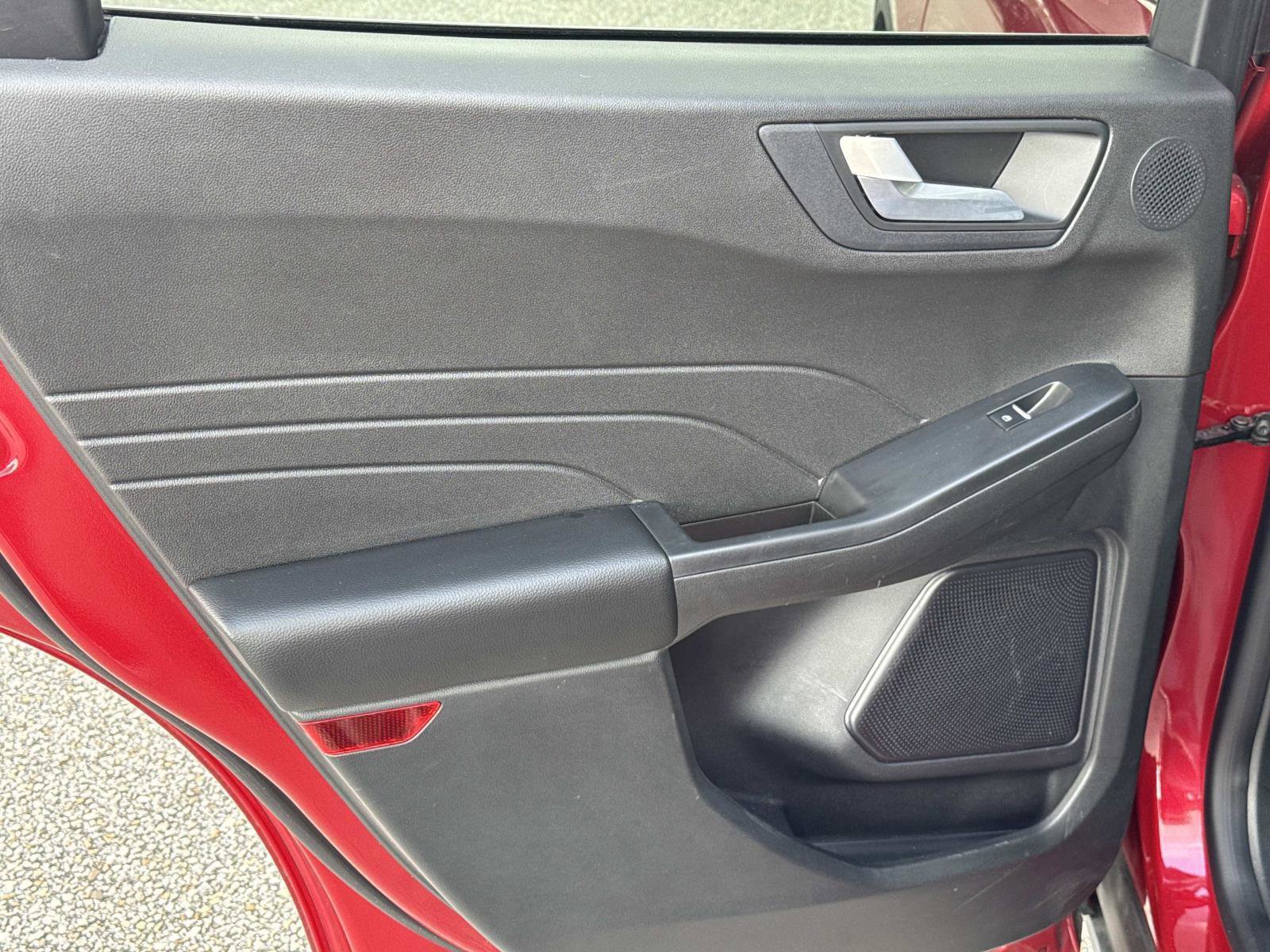 Used 2024 Ford Escape Platinum w/ Premium Technology Package image 13