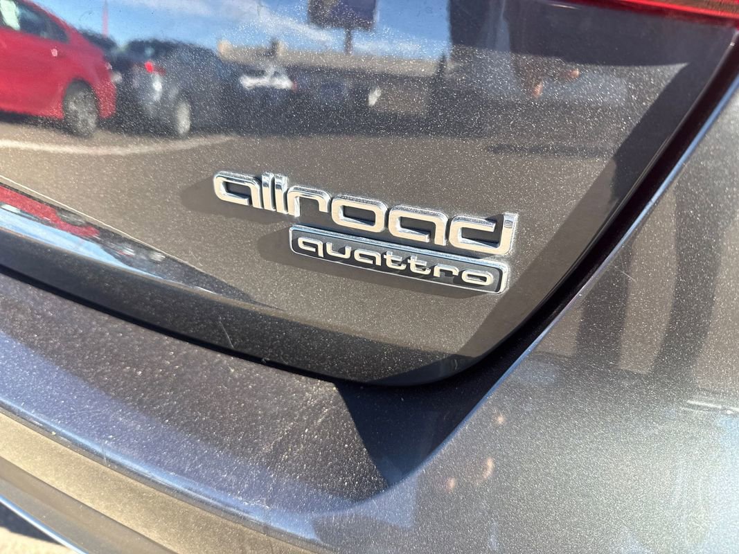 Used 2018 Audi A4 2.0T allroad Premium Plus w/ Premium Plus Package image 12