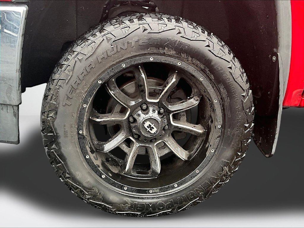Used 2017 GMC Sierra 1500 SLT w/ SLT Premium Package AWD/4WD image 9