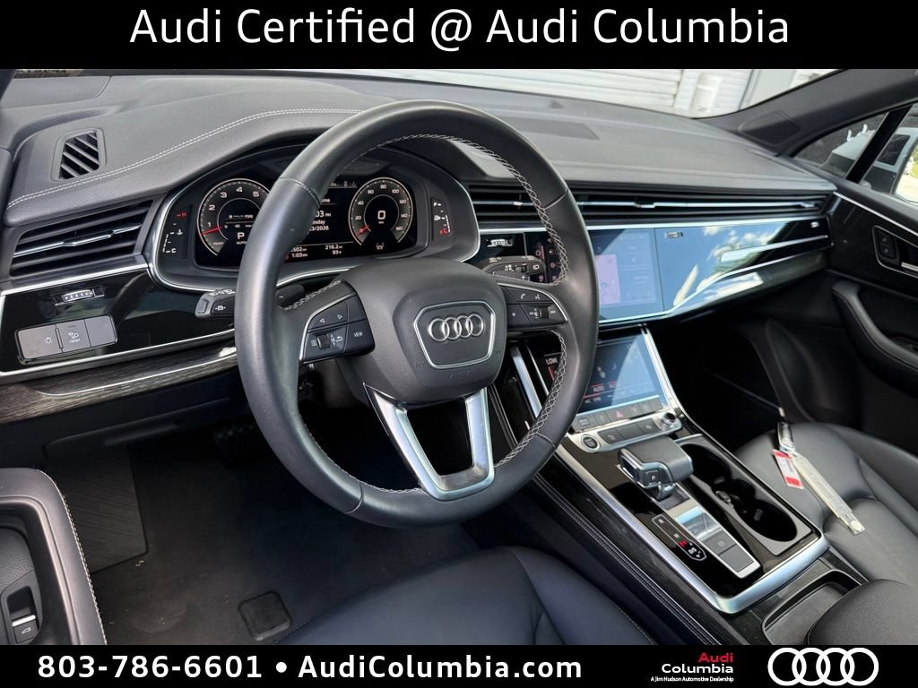 Certified 2025 Audi Q7 3.0T Premium Plus AWD/4WD image 3