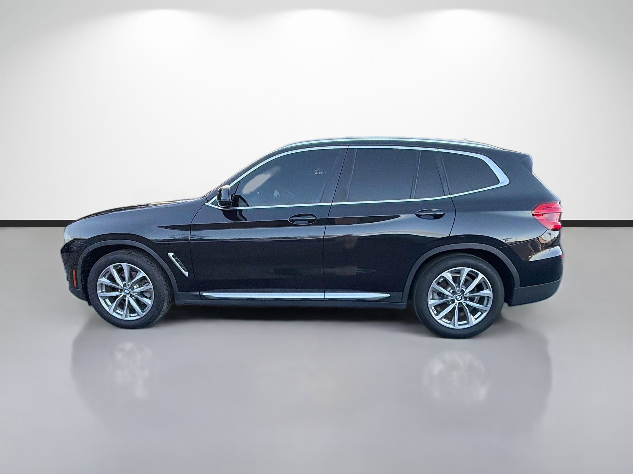 Used 2019 BMW X3 xDrive30i w/ Premium Package AWD/4WD image 6
