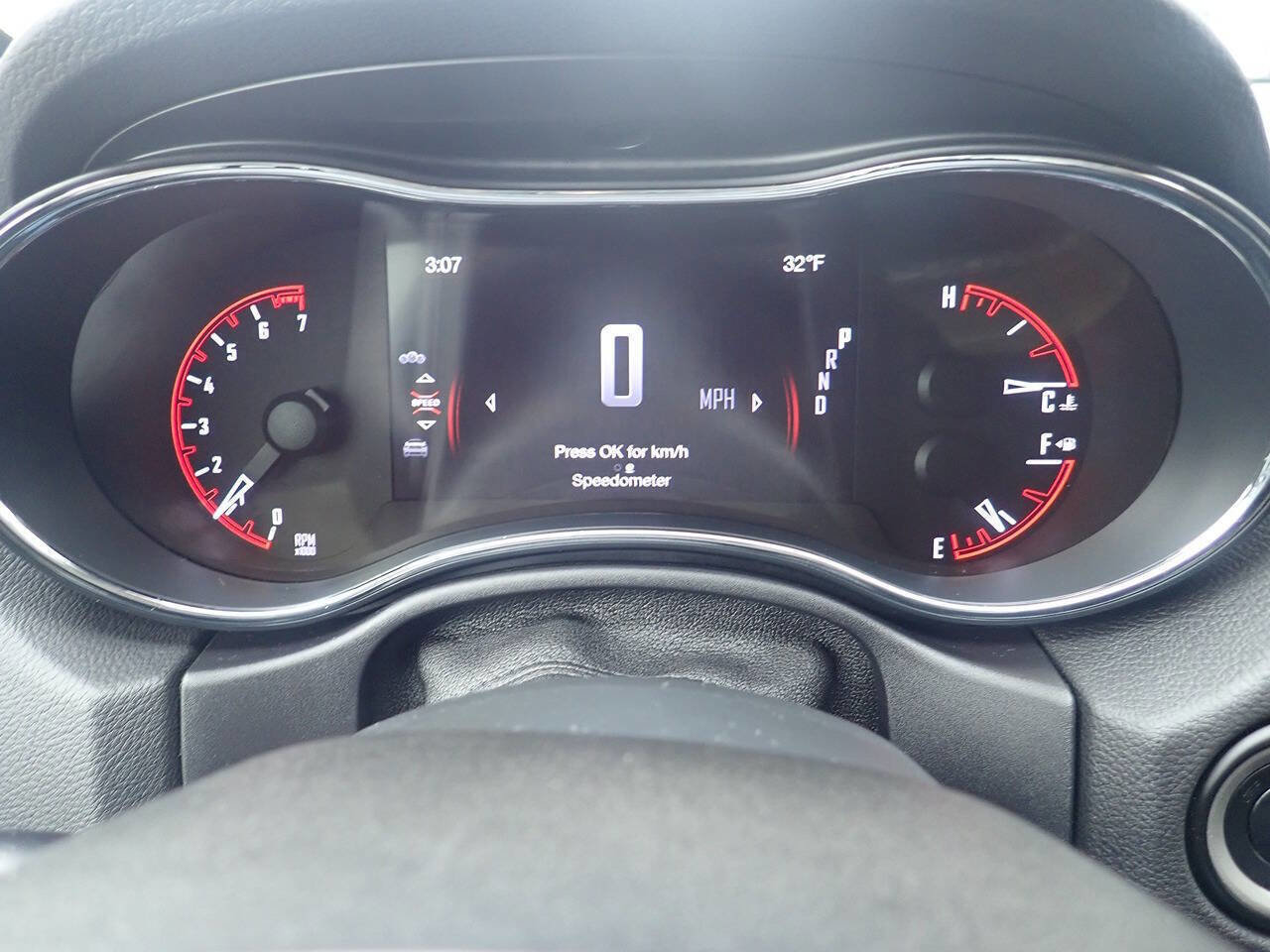Used 2018 Dodge Durango SXT w/ 3rd Row Seating Group AWD/4WD image 4