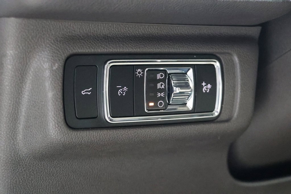 Used 2023 Lincoln Corsair Reserve w/ Equipment Group 202A AWD/4WD image 29
