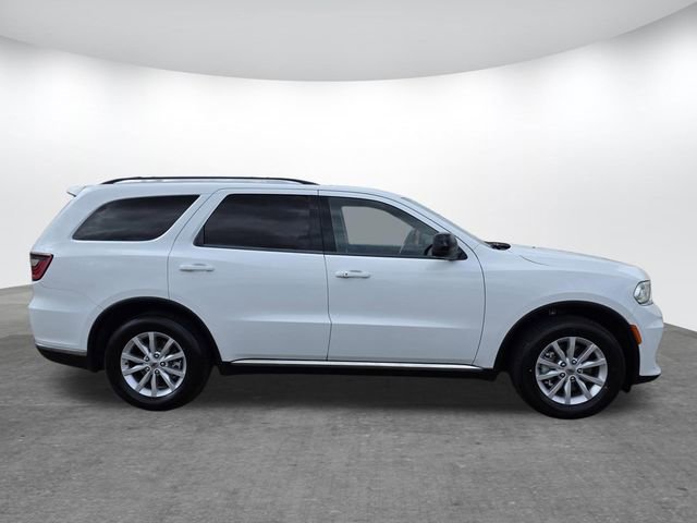 Used 2023 Dodge Durango SXT image 3