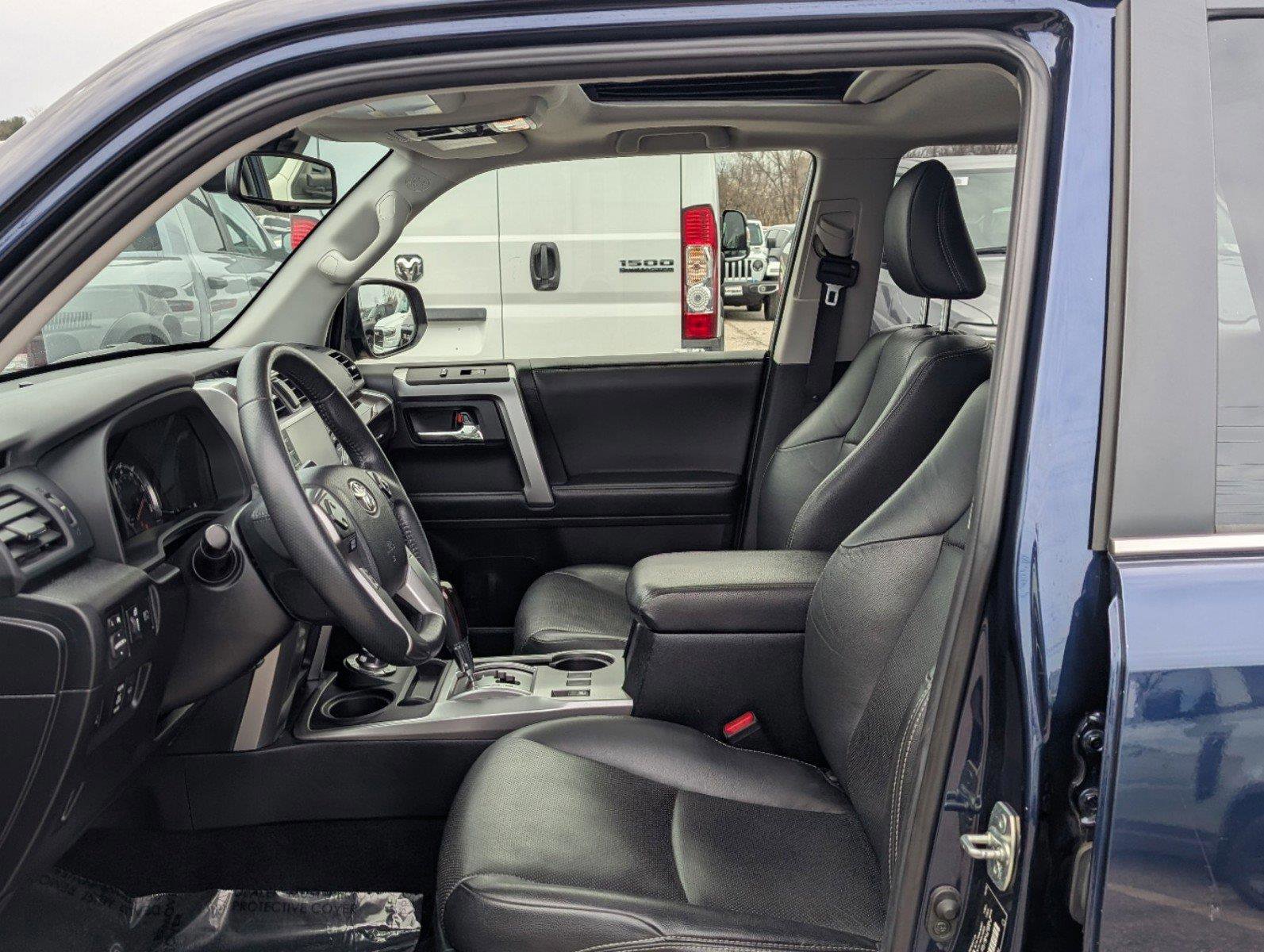 Used 2022 Toyota 4Runner Limited image 15