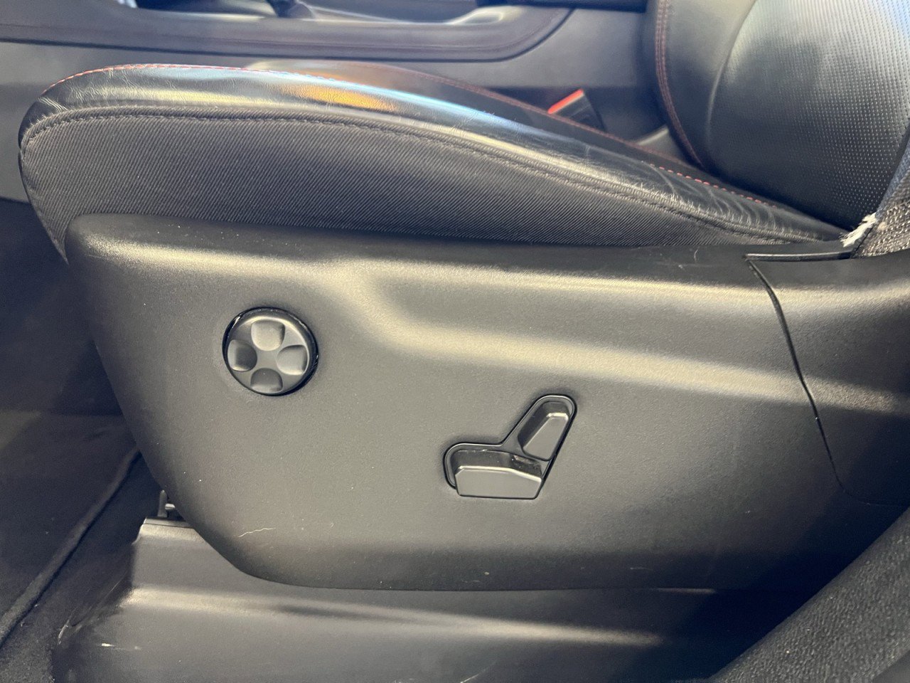 Used 2024 Dodge Durango R/T image 39