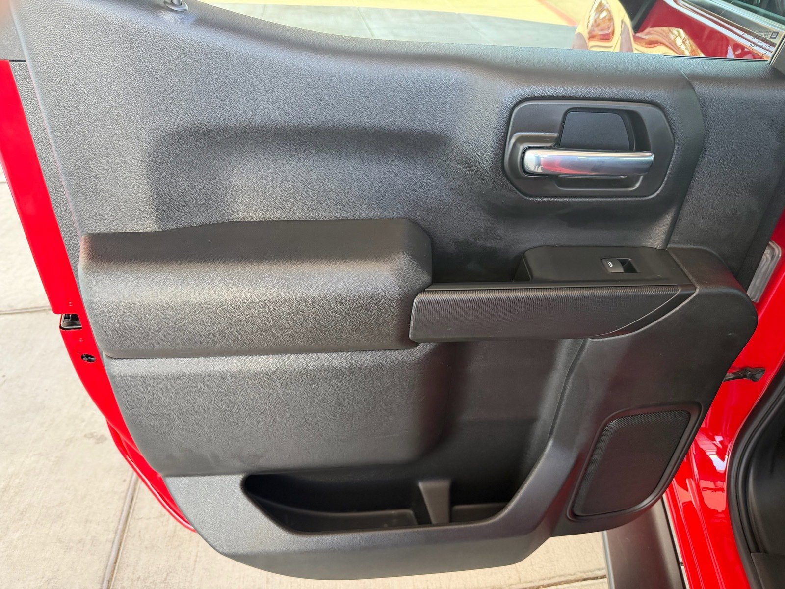 Used 2023 Chevrolet Silverado 1500 Custom image 20