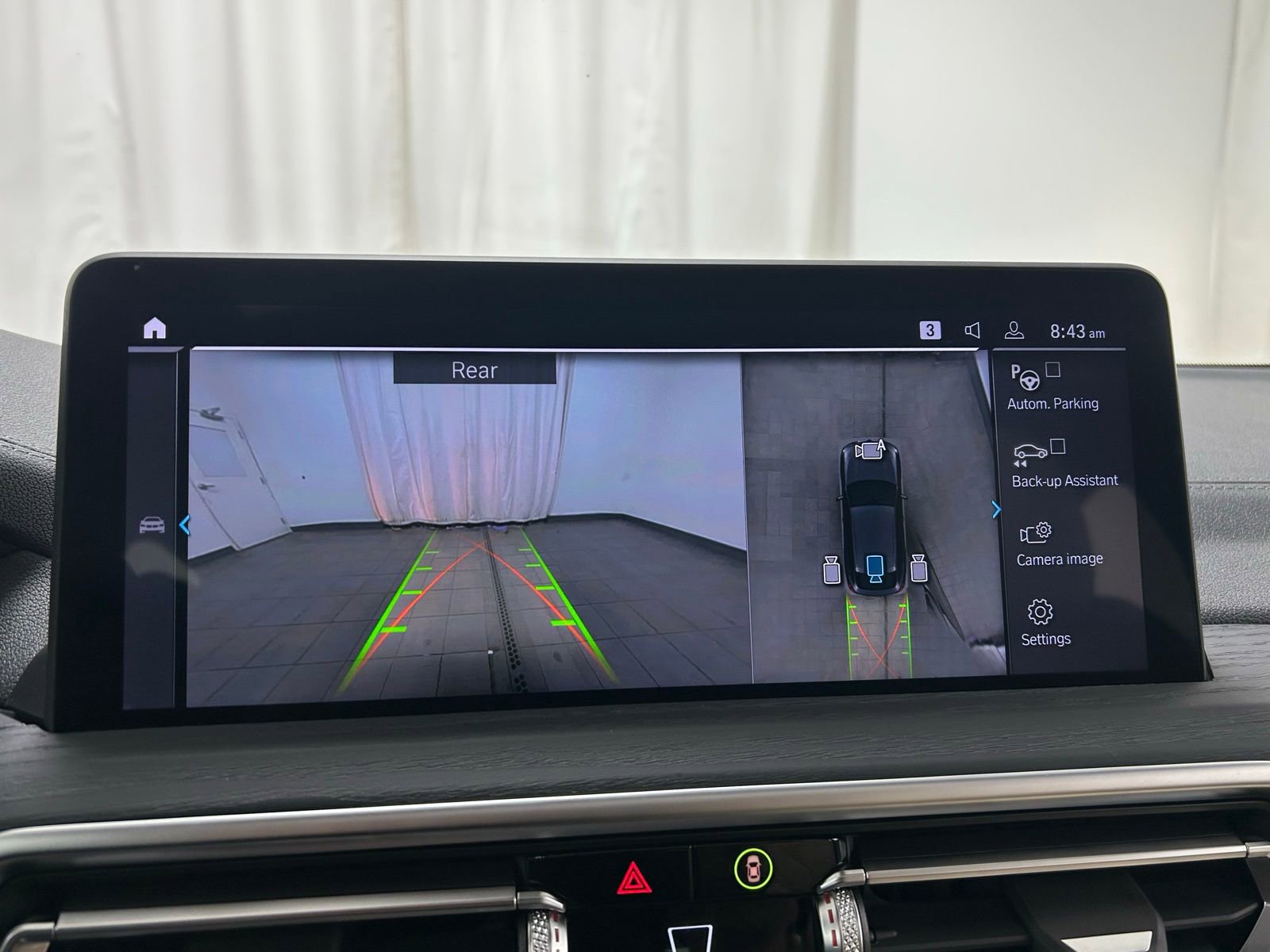 Used 2025 BMW X4 xDrive30i w/ M Sport Package image 18