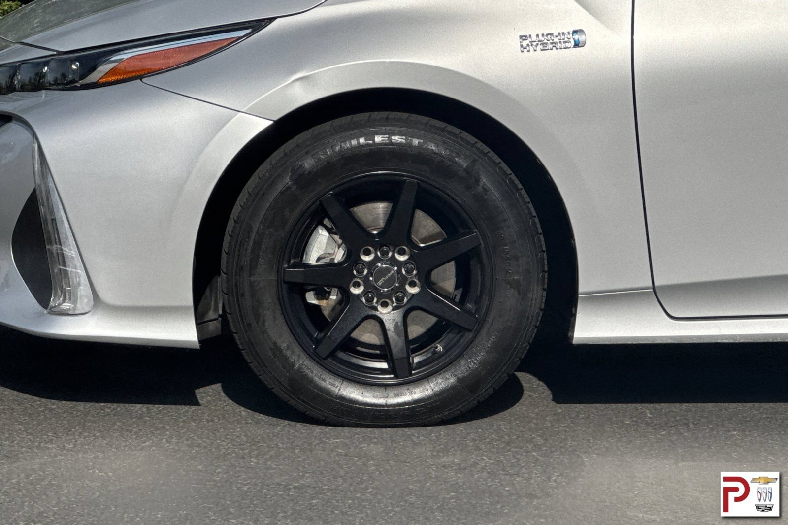 Used 2021 Toyota Prius Prime XLE FWD image 33
