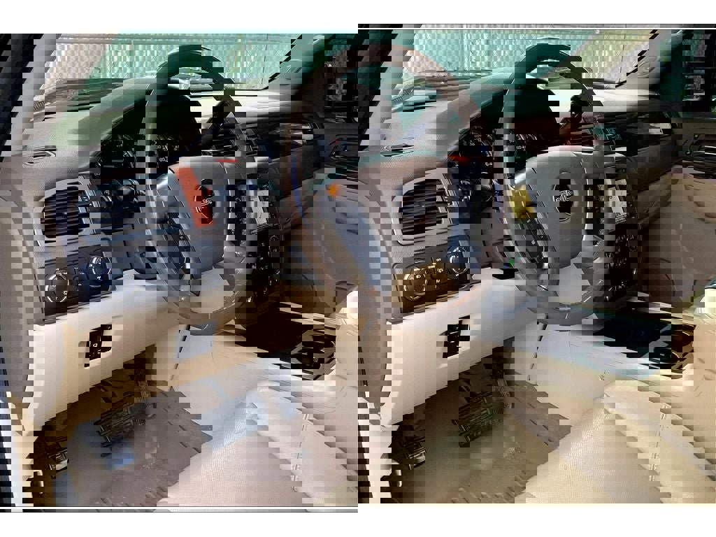 Used 2013 GMC Sierra 3500 SLT image 15