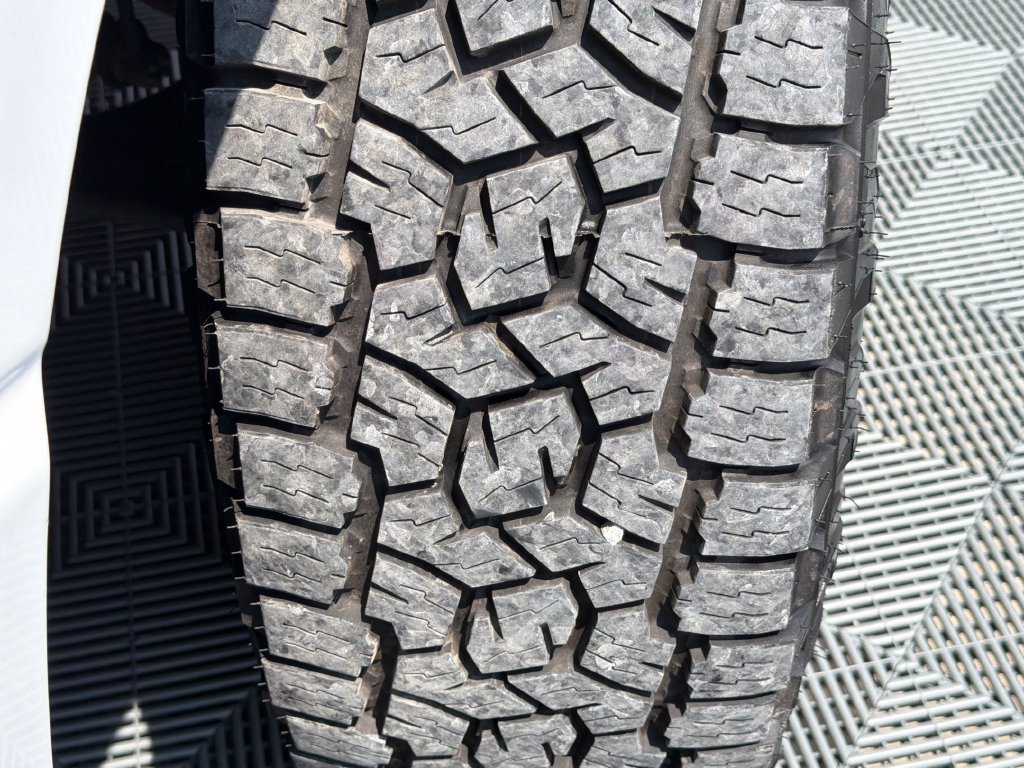 Used 2022 Ford F150 Lariat w/ FX4 Off-Road Package AWD/4WD image 21