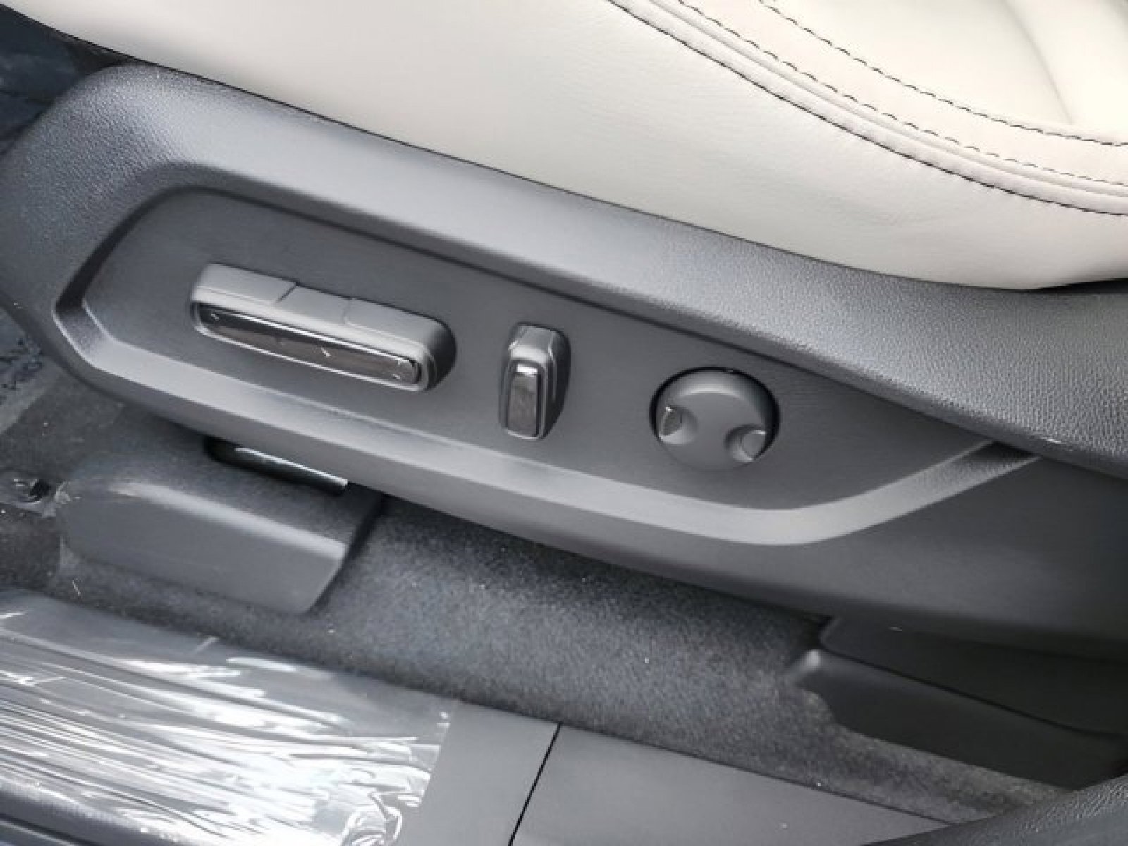 New 2026 Honda Pilot Touring image 38