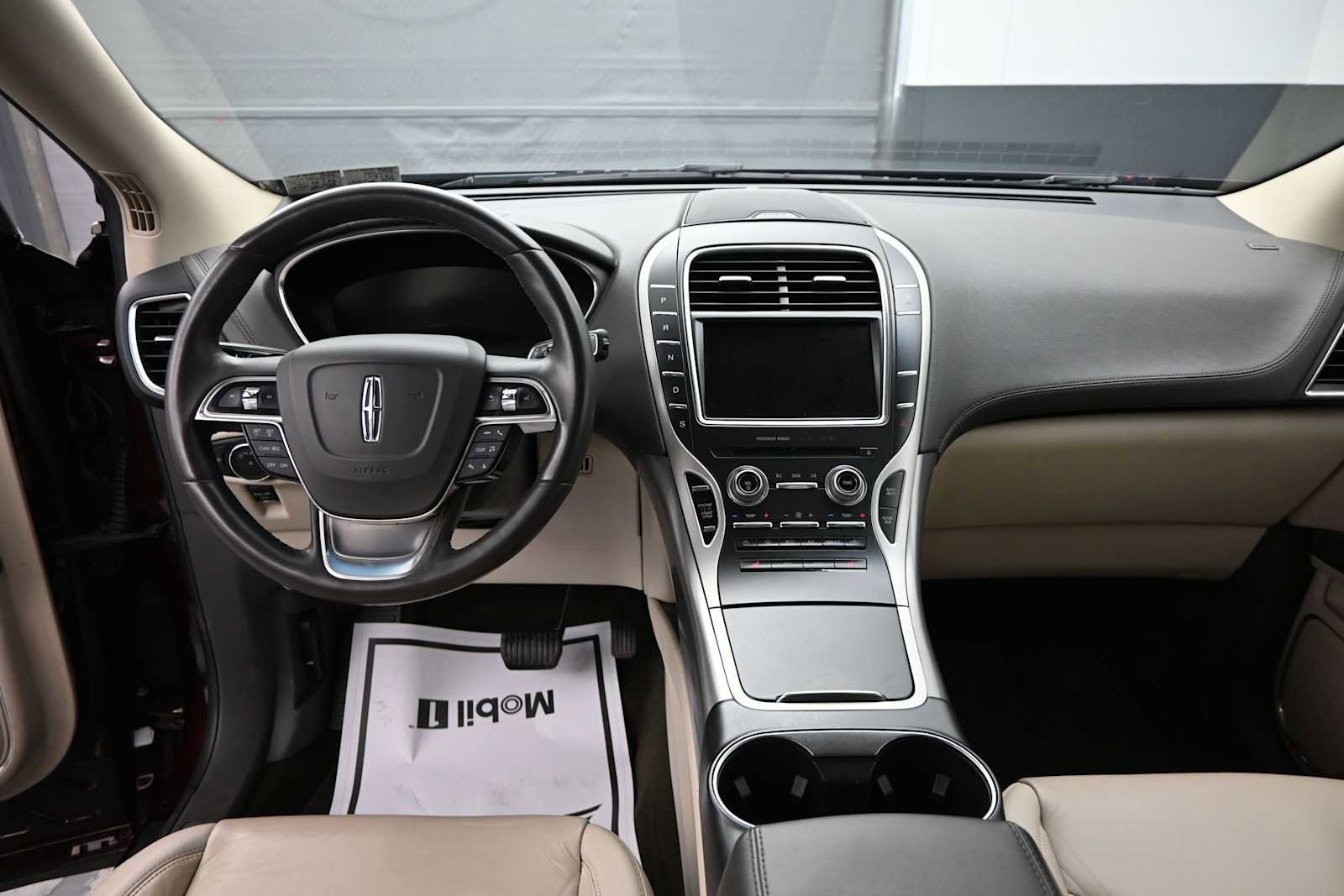 Used 2019 Lincoln Nautilus Select AWD/4WD image 23