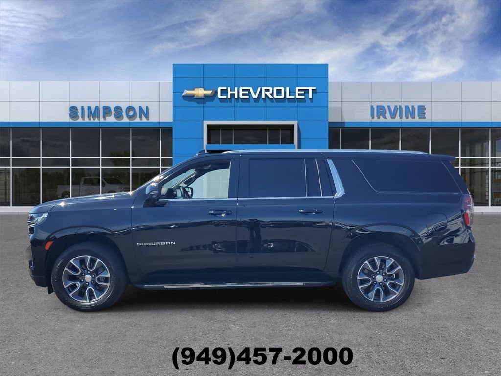 Used 2023 Chevrolet Suburban LT RWD image 5