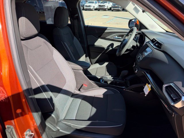Certified 2022 Chevrolet TrailBlazer LT w/ Driver Confidence Package AWD/4WD image 15