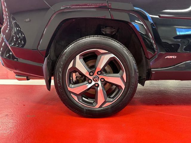 Certified 2024 Toyota RAV4 SE image 27