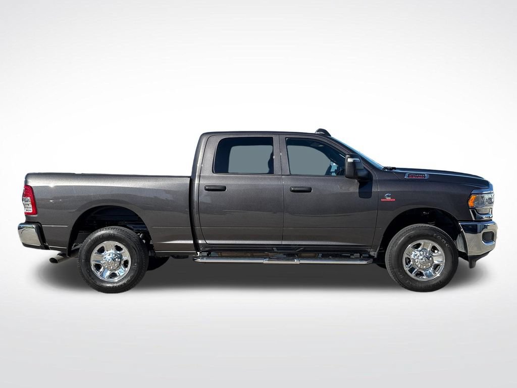 Used 2024 RAM 2500 Tradesman w/ Chrome Appearance Group AWD/4WD image 10