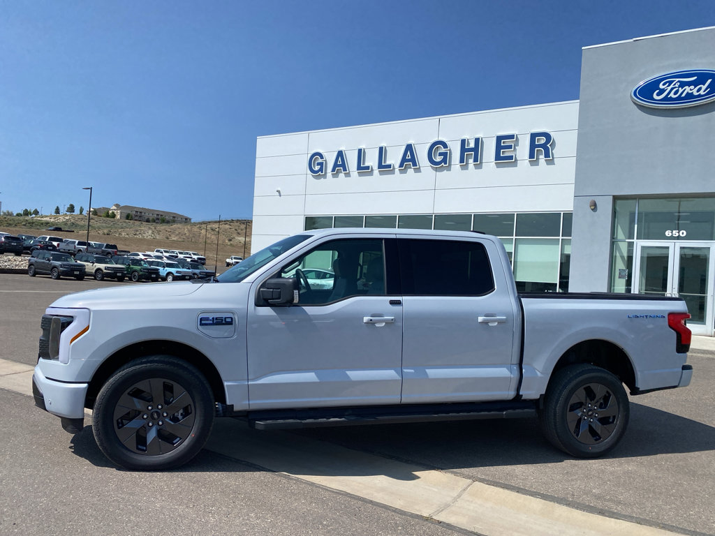 New 2025 Ford F150 Lightning Flash image 25