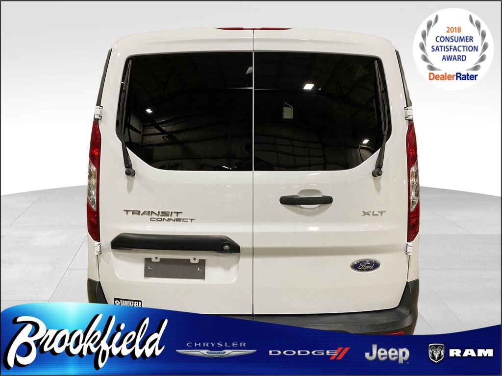 Used 2023 Ford Transit Connect XLT image 3