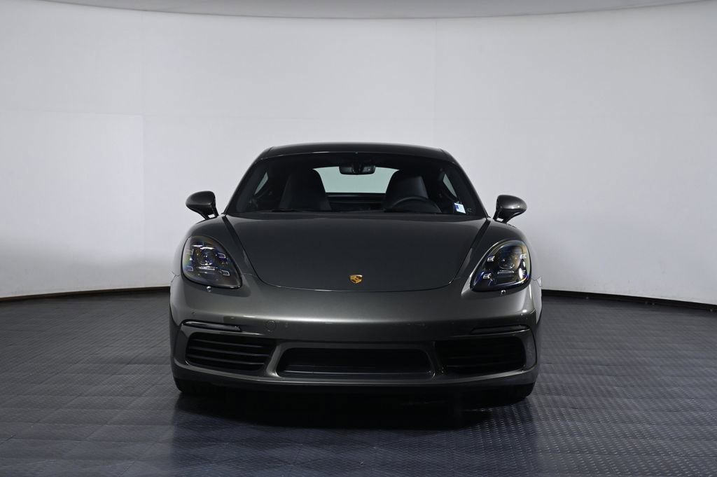 Used 2025 Porsche 718 Cayman image 10