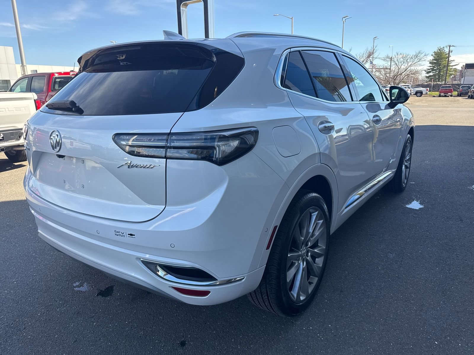 Used 2023 Buick Envision Avenir image 6
