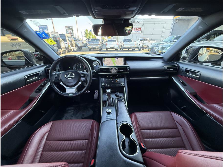 Used 2018 Lexus IS 300 F Sport image 23
