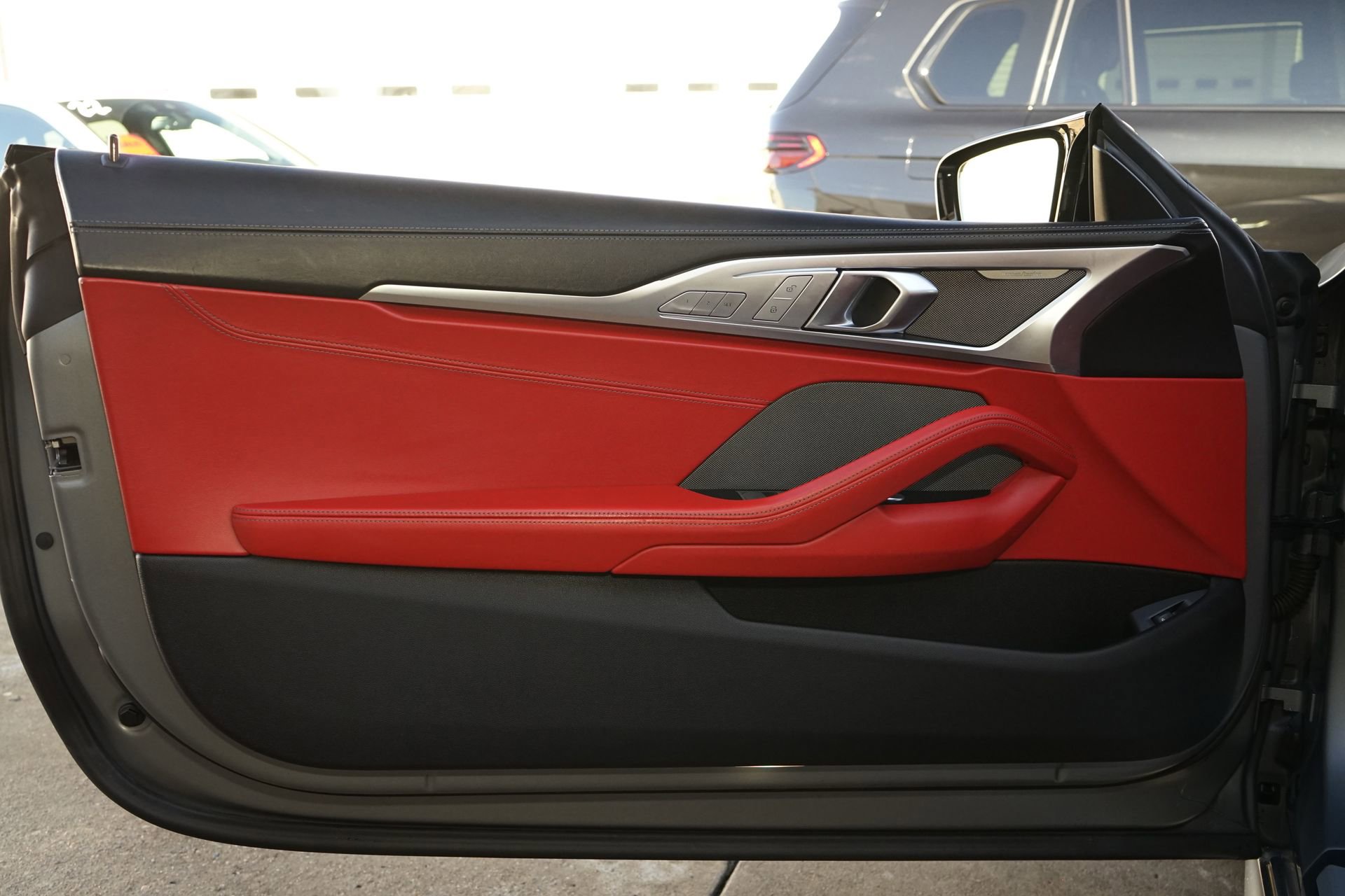 Used 2023 BMW M850i xDrive Convertible image 16