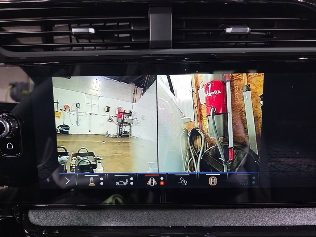 New 2026 GMC Sierra 2500 AT4 w/ AT4 Premium Plus Package image 24