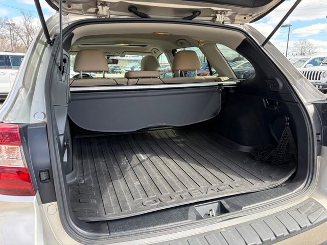 Used 2017 Subaru Outback 2.5i Limited image 20