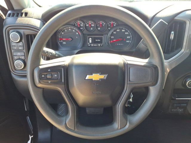 Used 2020 Chevrolet Silverado 1500 Custom w/ Custom Value Package AWD/4WD image 19