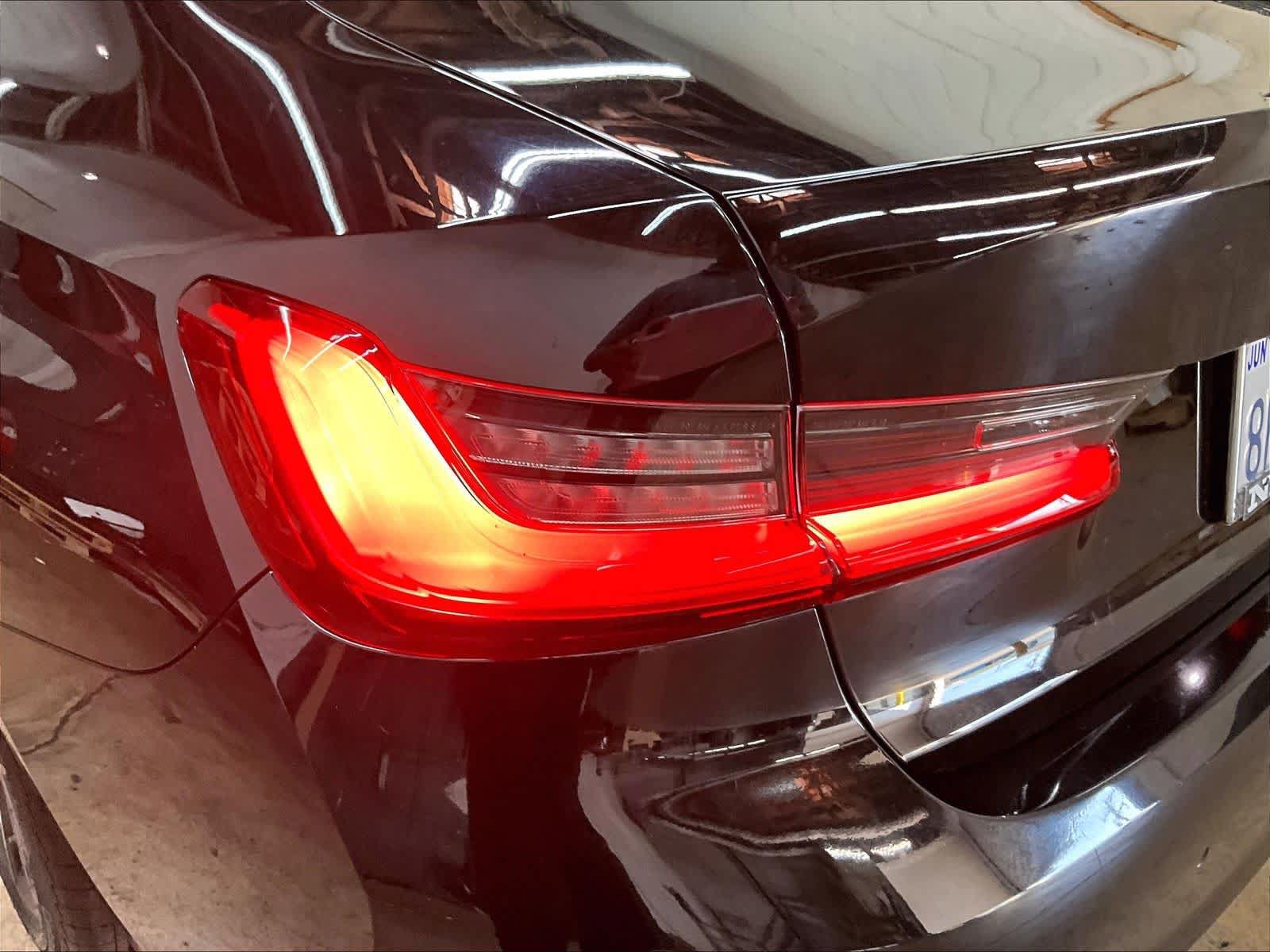 Used 2019 BMW 330i Sedan w/ Convenience Package RWD image 32