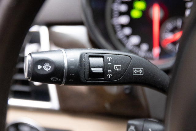 Used 2018 Mercedes-Benz GLE 350 4MATIC image 64