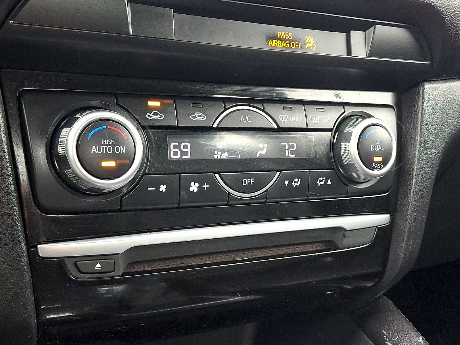 Used 2017 MAZDA MAZDA6 Touring FWD image 18
