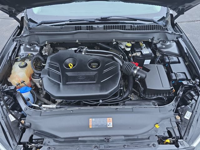Used 2016 Ford Fusion SE w/ Equipment Group 202A AWD/4WD image 27