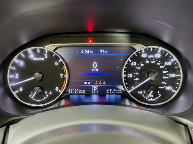 Used 2025 Nissan Altima 2.5 SV FWD image 14