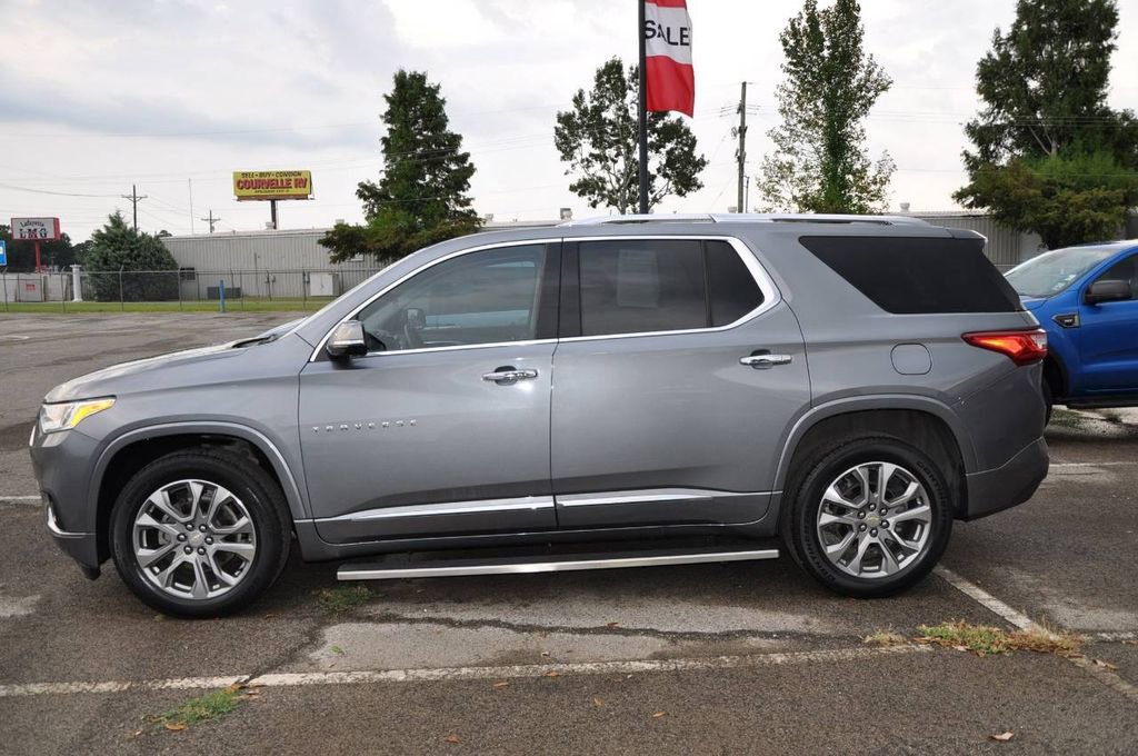 Used 2020 Chevrolet Traverse Premier image 2